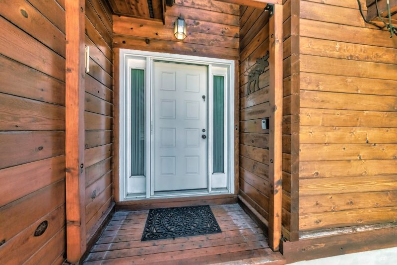Wood Siding Replacement in Lovejoy, GA